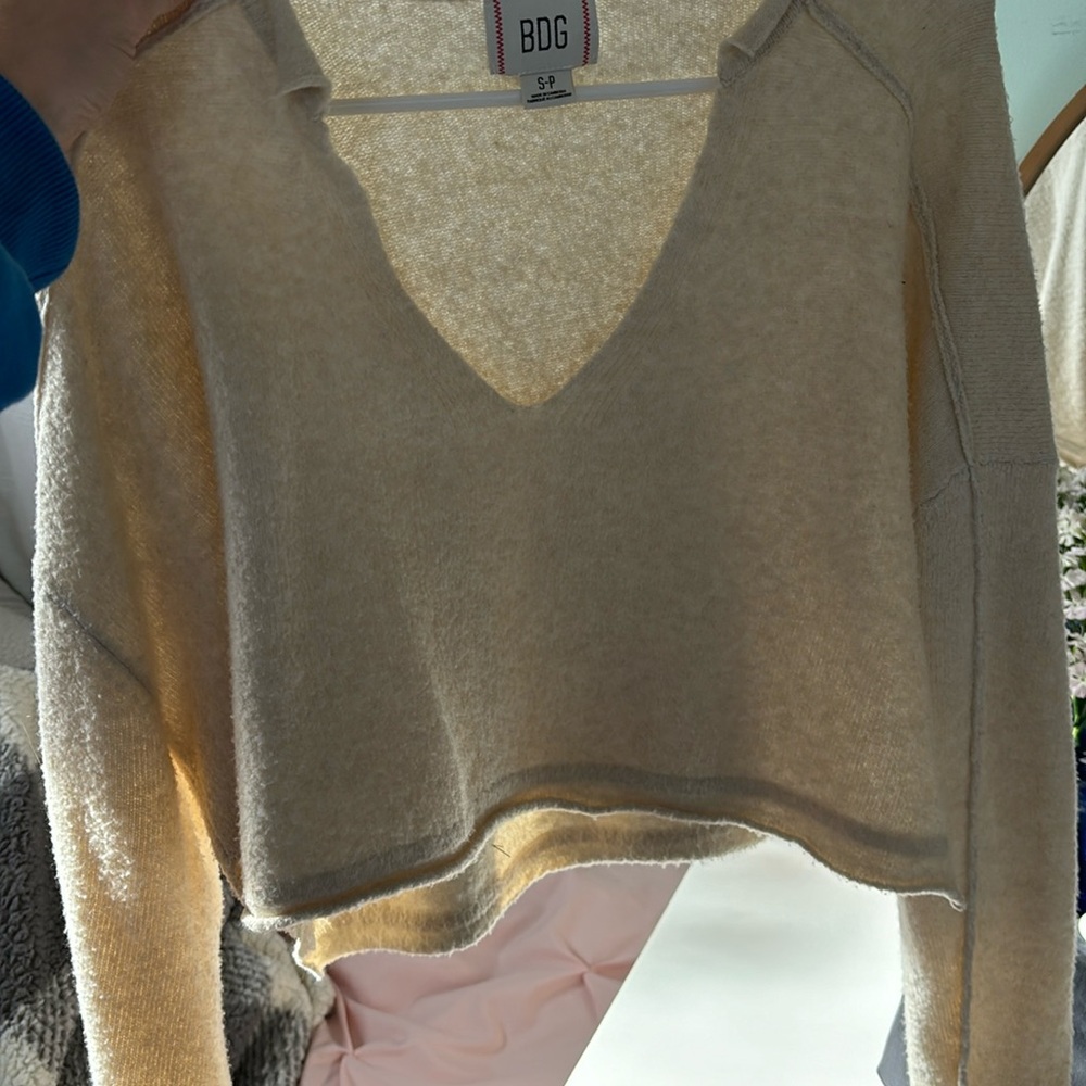 Urban outfitters cropped sweater